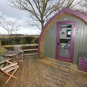 https://seaways-glamping-english-oak.yorkshirehotels.net