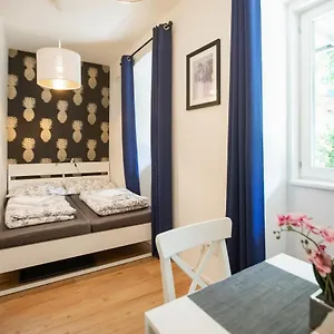 Apartment Urban House