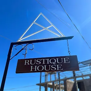 https://rustique-house-dbl.kandyhotelsnow.com