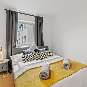 Apartment Perfect Location, 2 Min To Main Station, Wien