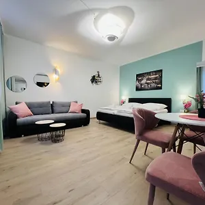 Wf-apartment Westbahnhof Appartement