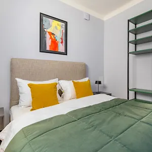3* Apart-hotel Numa Strauss