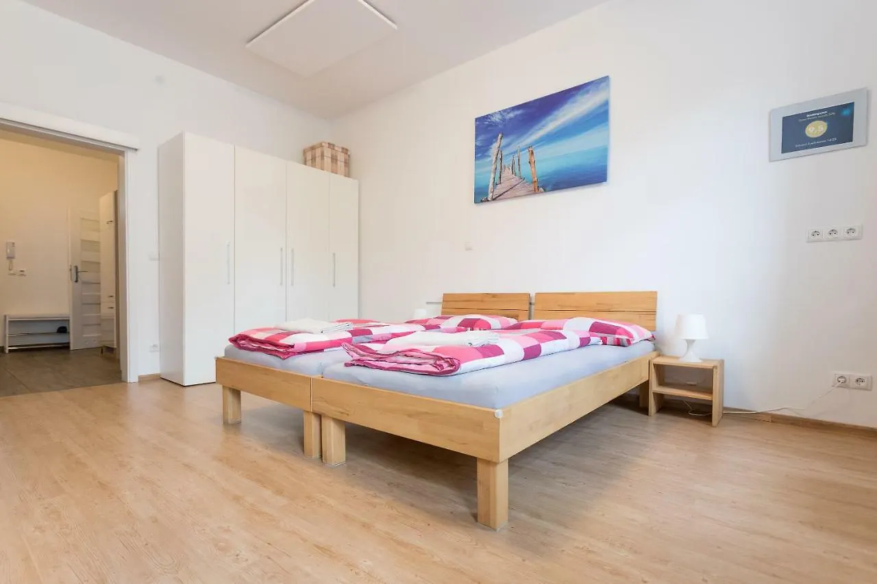 Vienna Smile Apartment Schoenbrunn 0*,